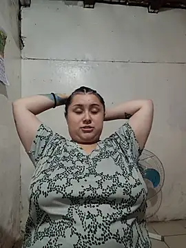 CurvyNoir online show from 06-06-26, 02:06