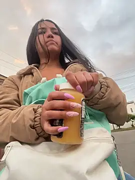 Samantha firee online show from 12-20-25, 11:02