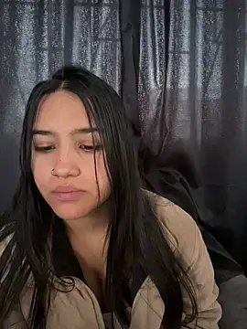 Snapshot of Samantha_firee chatting on 05-14-26, 11:07 Samantha firee online show from 05-14-26, 11:07
