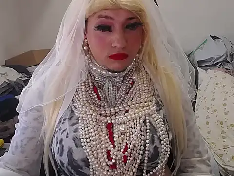 VanesaCrossic online show from 05-10-26, 09:02