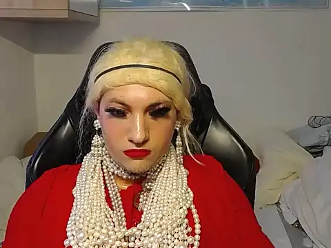 VanesaCrossic online show from 12-23-25, 09:08