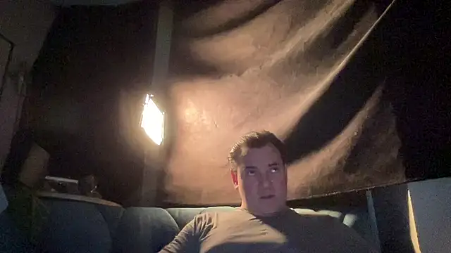 Snapshot of IntimeWild chatting on 04-03-26, 01:45 IntimeWild online show from 04-03-26, 01:45