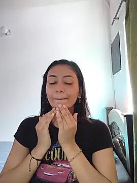 Minie03  online show from 05-20-26, 02:36