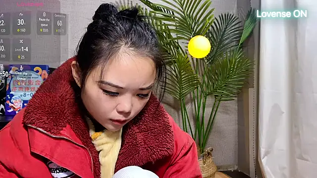 0xiaosu0 online show from 12-21-25, 04:47