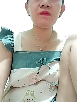 Snapshot of codaivensong chatting on 10-31-25, 10:38 codaivensong online show from 10-31-25, 10:38