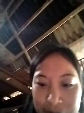 Snapshot of Alice-567 chatting on 10-31-25, 04:20 Alice-567 online show from 10-31-25, 04:20