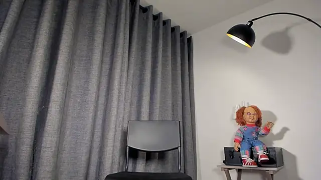 Snapshot of lianewhite chatting on 11-21-25, 11:48 lianewhite online show from 11-21-25, 11:48