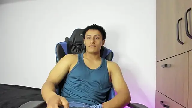 dorman boy online show from 11-11-25, 01:55