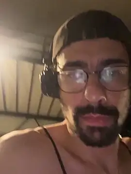 Snapshot of Bazarov@xh chatting on 11-02-25, 08:52 Bazarovxh online show from 11-02-25, 08:52