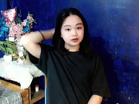 lustfullakim online show from 12-20-25, 11:57