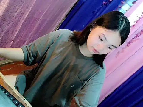 lustfullakim online show from 11-28-25, 05:29