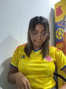 liahot69 online show from 06-18-26, 01:26