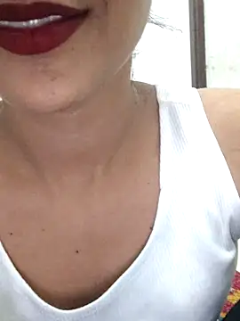 payalsaini06912 online show from 11-03-25, 04:54