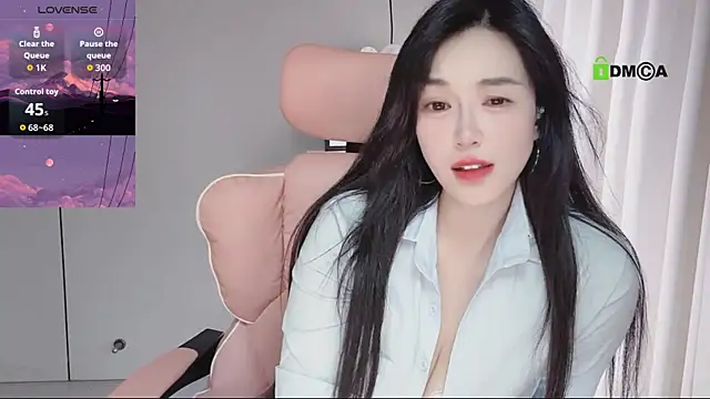 YunShan-33 online show from 06-01-26, 04:28