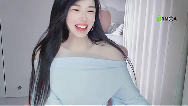 YunShan-33 online show from 05-11-26, 02:45