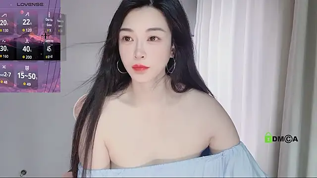 YunShan-33 online show from 06-10-26, 05:08