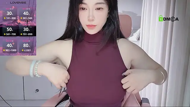 YunShan-33 online show from 05-25-26, 04:23