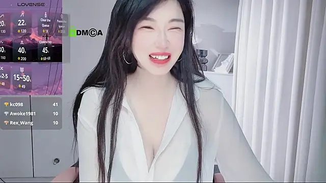 YunShan-33 online show from 05-18-26, 04:51
