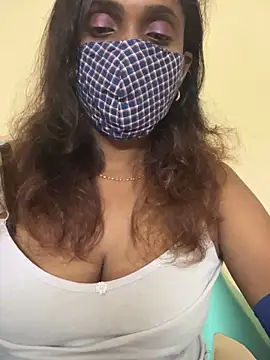 Queen-dhivya online show from 11-24-25, 09:53