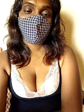 Queen-dhivya online show from 12-20-25, 10:18