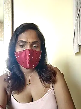 Queen-dhivya online show from 02-17-26, 03:26