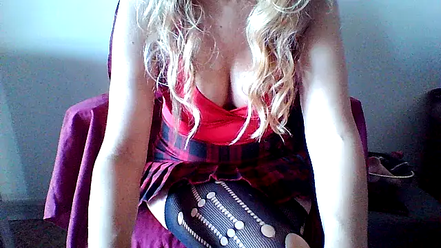 salentinasexy online show from 12-02-25, 10:50