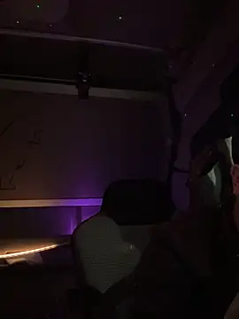 JanSy0 online show from 12-20-25, 05:05