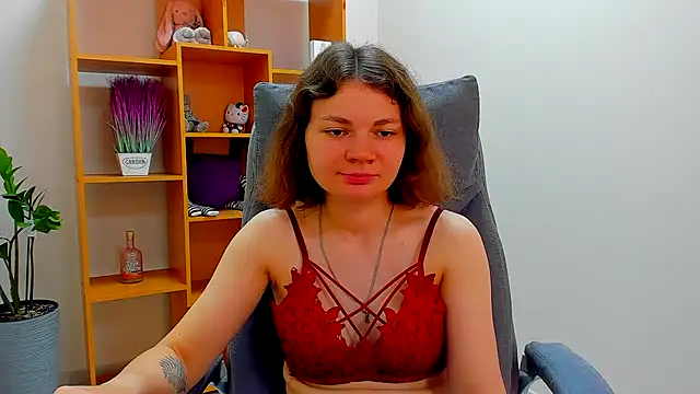 Stella-Maers online show from 06-18-26, 07:29