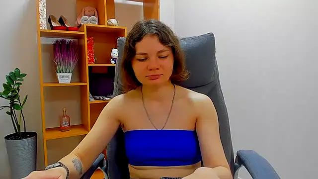 Stella-Maers online show from 05-13-26, 07:26