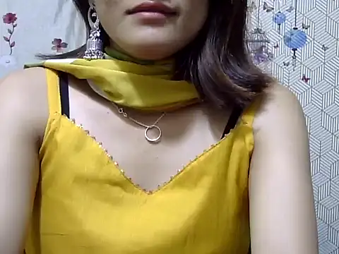 maira 33 online show from 02-08-26, 08:17