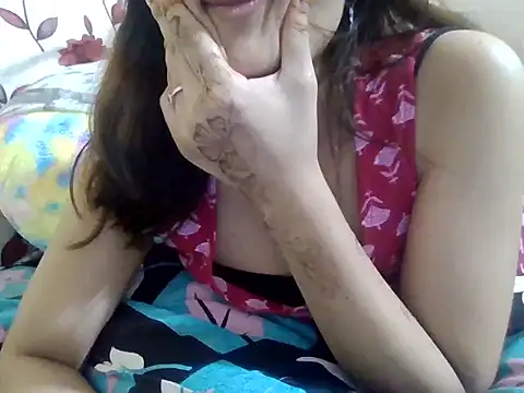 maira 33 online show from 11-12-25, 02:59