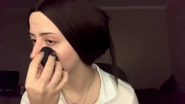 Snapshot of RuthGarner chatting on 10-31-25, 02:35 RuthGarner online show from 10-31-25, 02:35