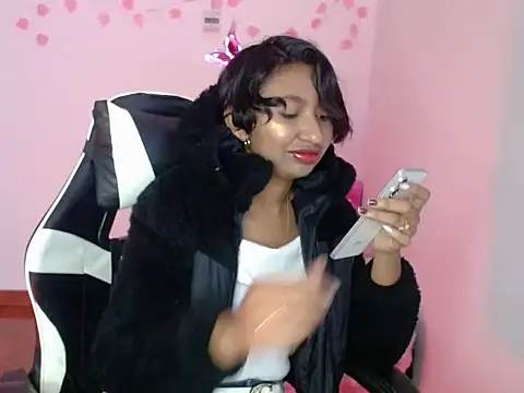 Samanta 777 online show from 12-21-25, 08:20