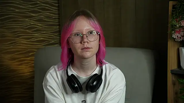 Snapshot of HanVertz chatting on 11-01-25, 09:25 HanVertz online show from 11-01-25, 09:25