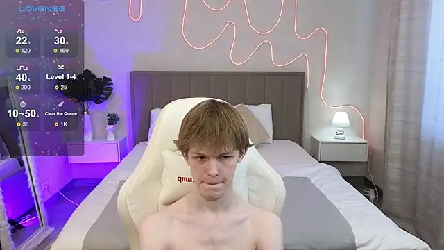 Fakeangel87 online show from 11-16-25, 07:24