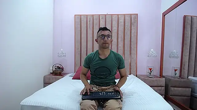 Addam Hunter online show from 11-10-25, 12:26