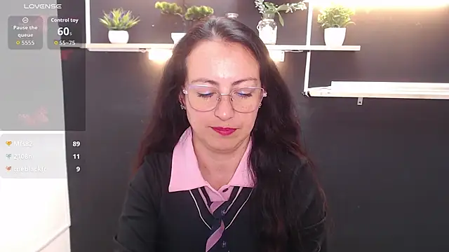 Lauryn Jones online show from 04-16-26, 09:39