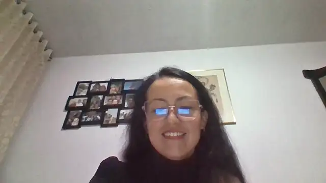 Lauryn Jones online show from 03-19-26, 04:45