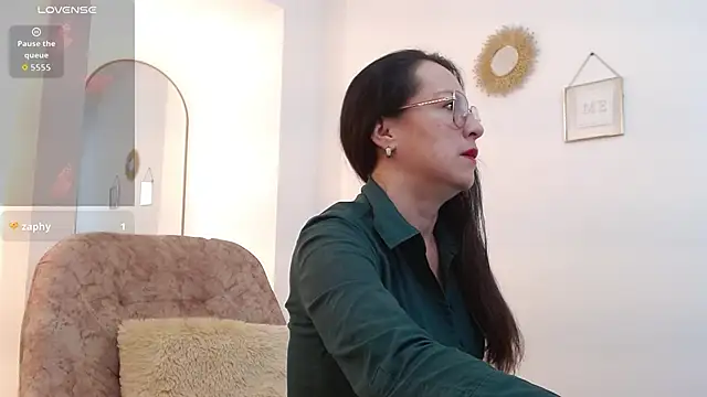 Lauryn Jones online show from 03-14-26, 04:13