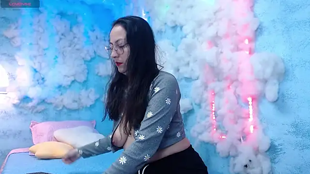 Lauryn Jones online show from 02-03-26, 08:36