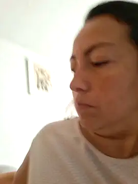 Snapshot of Lauryn_Jones chatting on 06-30-26, 03:56 Lauryn Jones online show from 06-30-26, 03:56