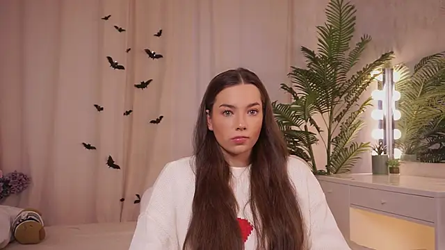 Snapshot of LupitaPicazo chatting on 11-02-25, 12:43 LupitaPicazo online show from 11-02-25, 12:43