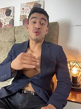 Chris Clarck online show from 11-28-25, 08:20