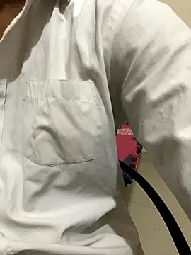 Snapshot of helicoptershow chatting on 10-31-25, 07:54 helicoptershow online show from 10-31-25, 07:54