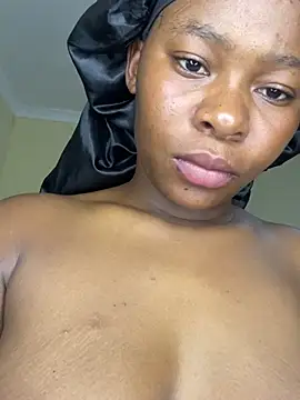 MiyaXo2 online show from 01-14-26, 03:26