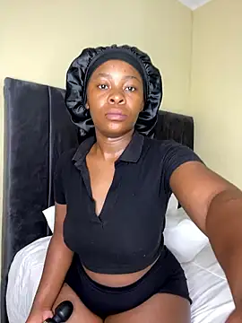 MiyaXo2 online show from 01-13-26, 01:04