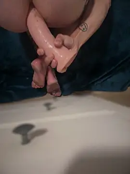 Snapshot of kyekadeki chatting on 03-04-26, 01:41 kyekadeki online show from 03-04-26, 01:41