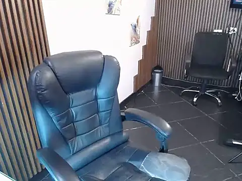 desk desire online show from 11-06-25, 11:03