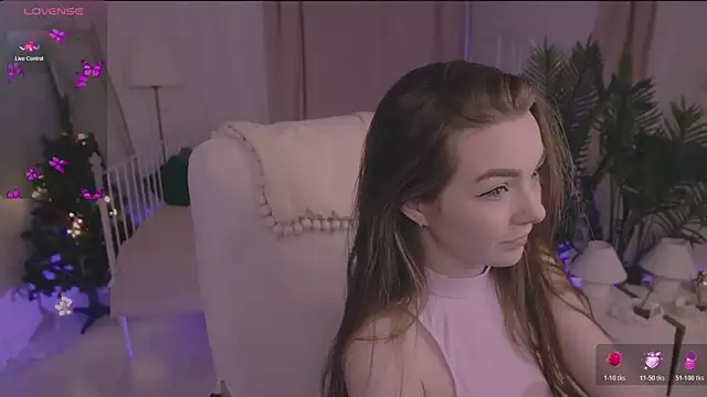 AmyLune online show from 12-22-25, 06:35