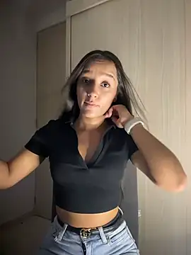 Brunettecollins05 online show from 05-19-26, 11:23